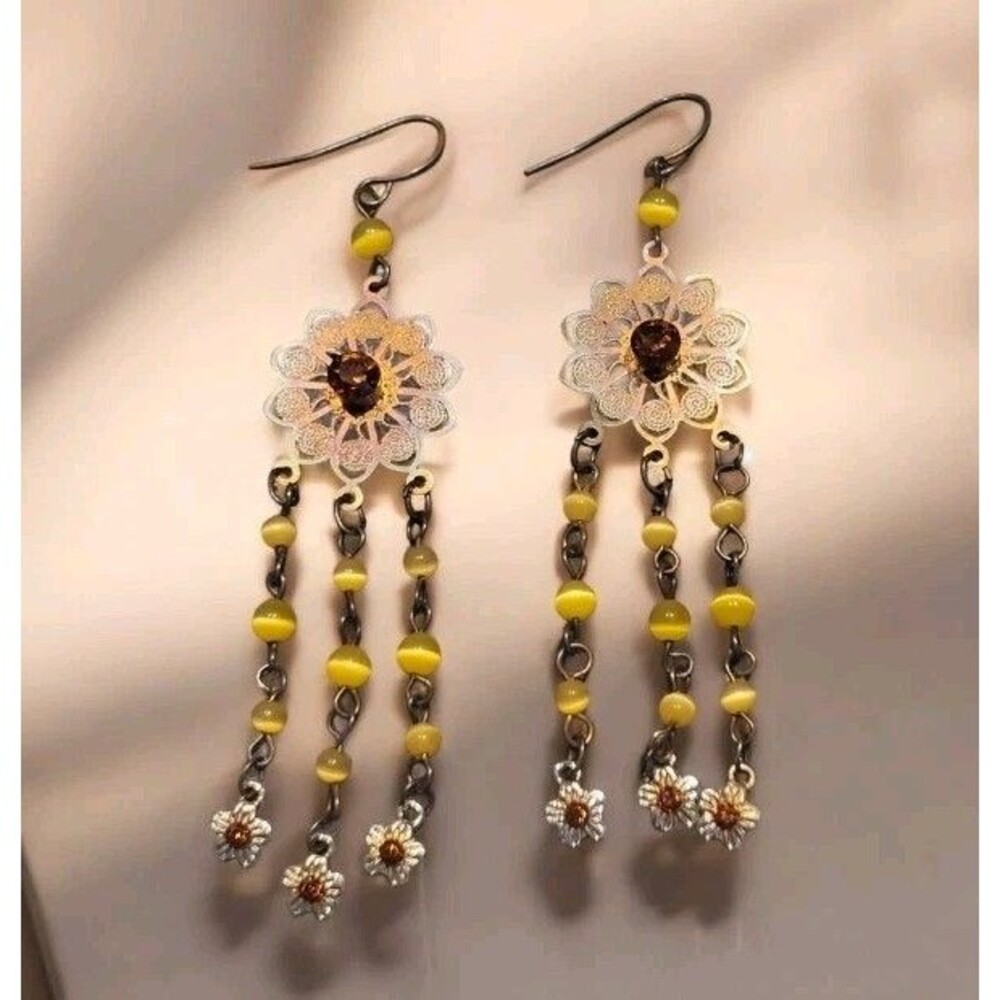 1990s Vintage Mandala Flower Dangle Earrings Chocolate Rhinestone Cat’s Eye